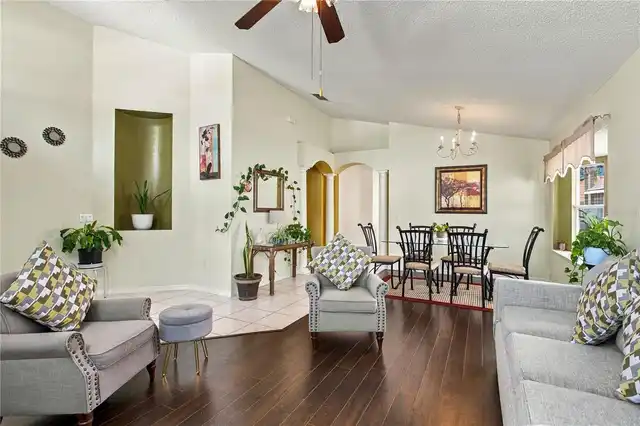 Listing Photo 19