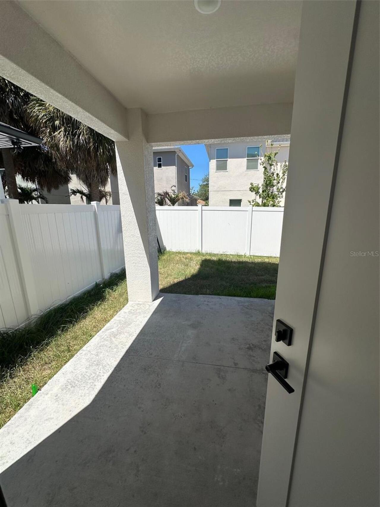 Listing Photo 6