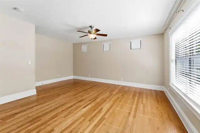 Listing Photo 22
