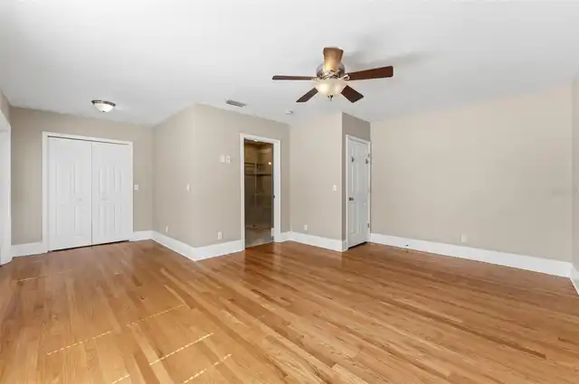 Listing Photo 24