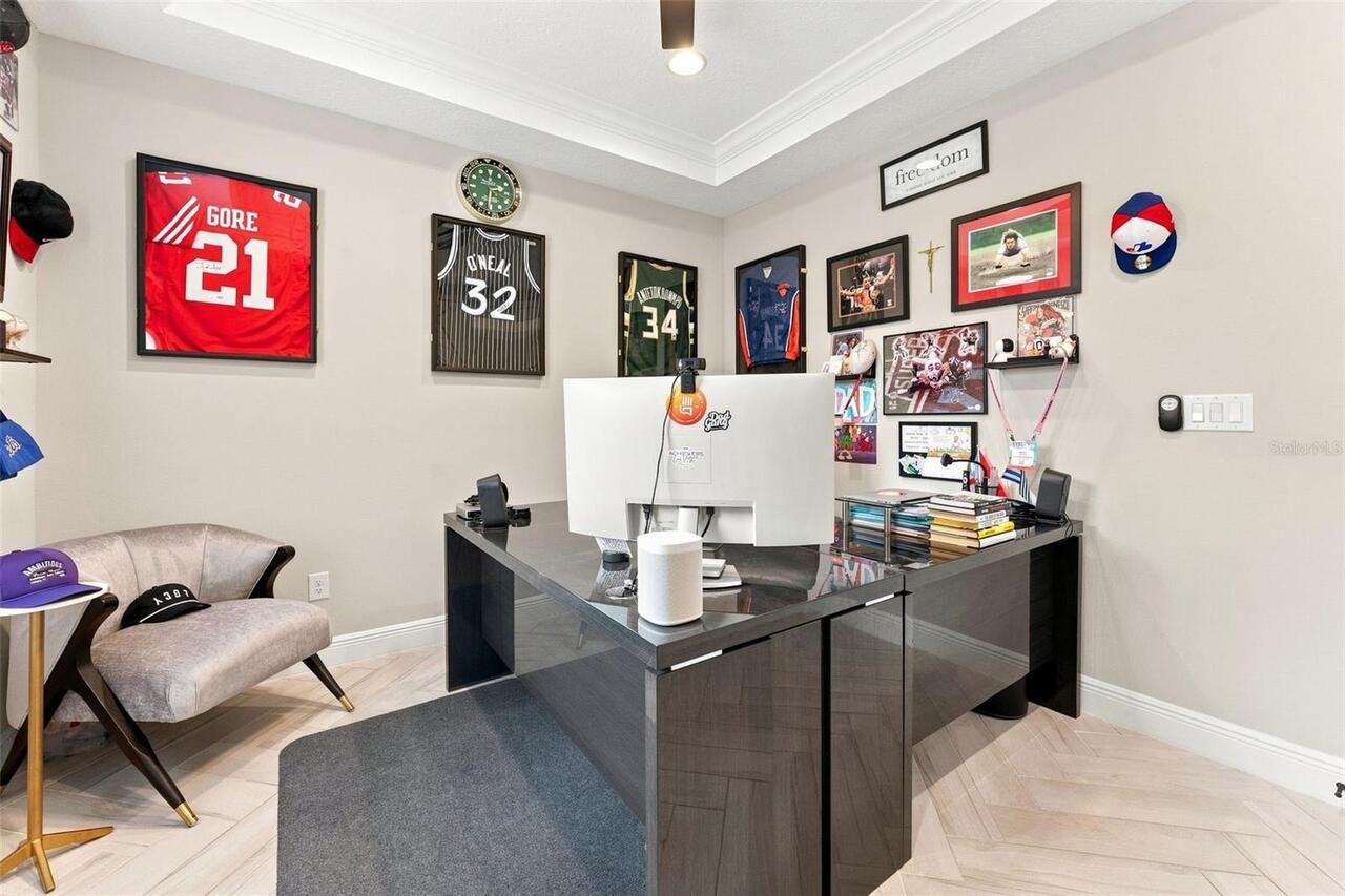Listing Photo 9