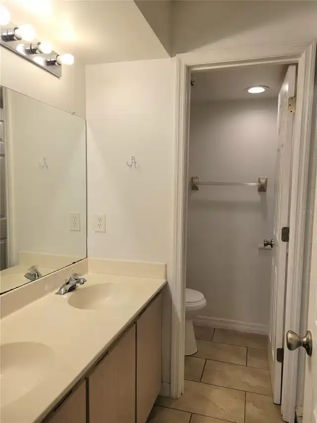 Listing Photo 9