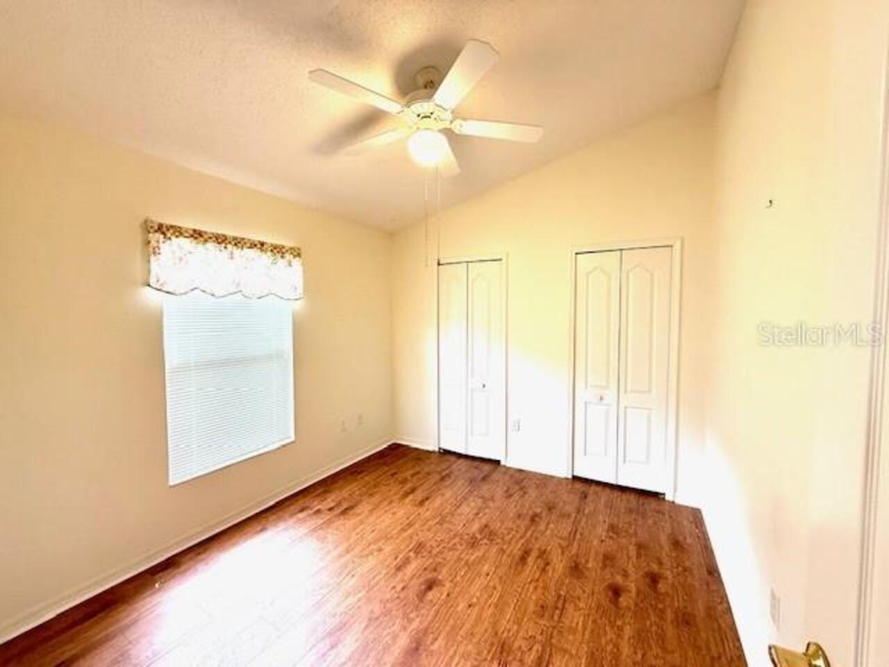 Listing Photo 10