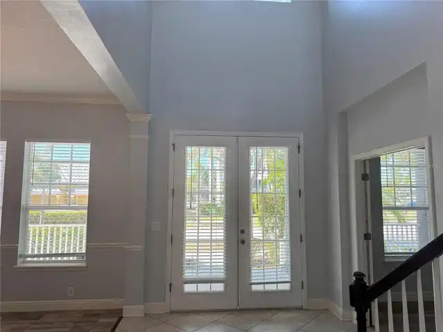 Listing Photo 11