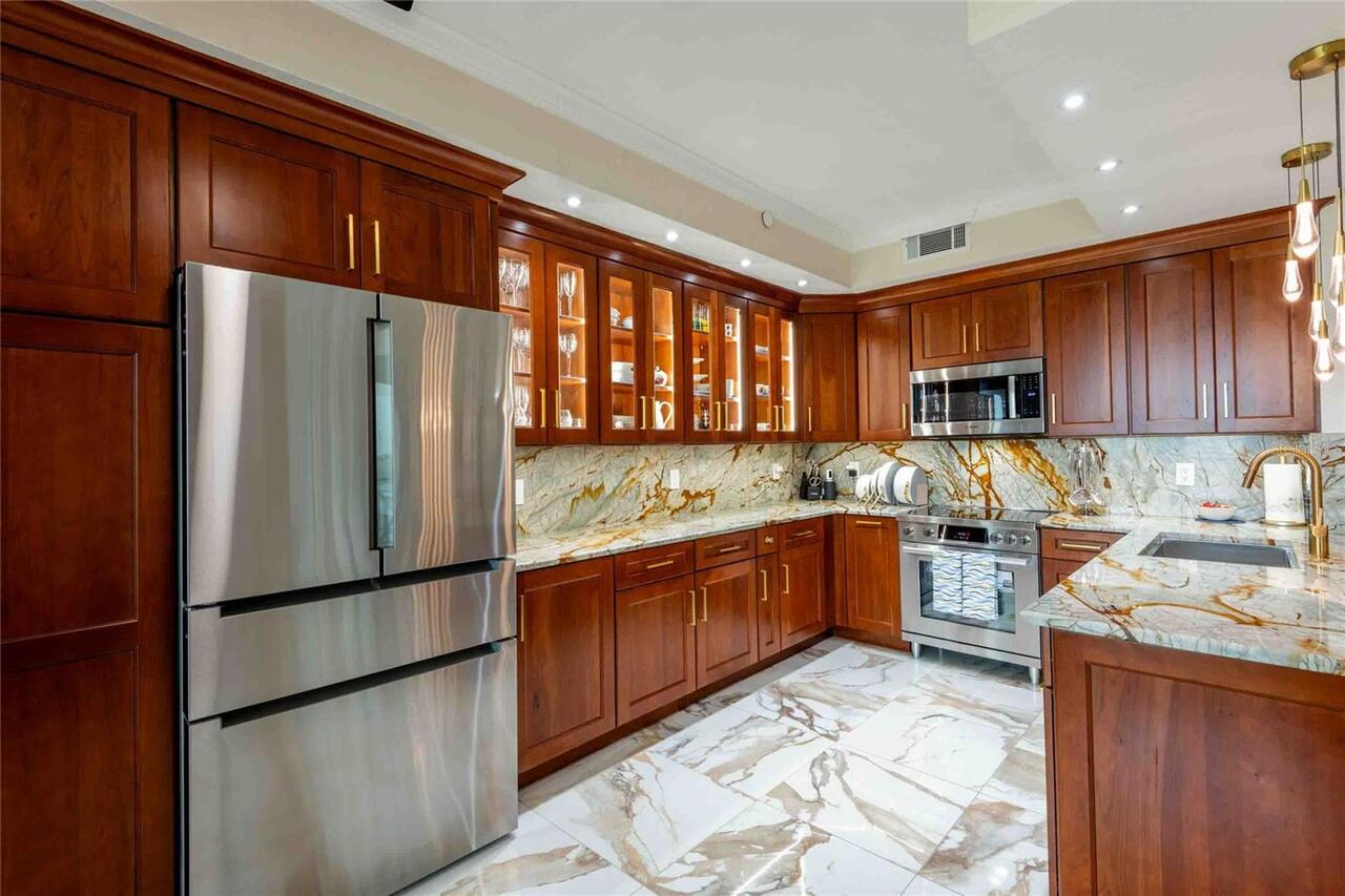 Listing Photo 7