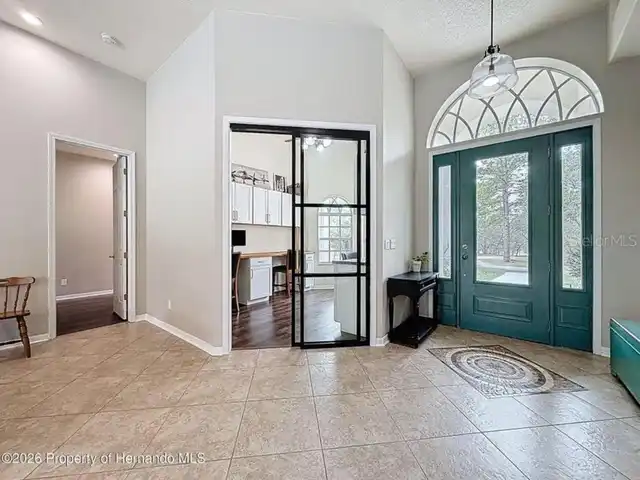 Listing Photo 10