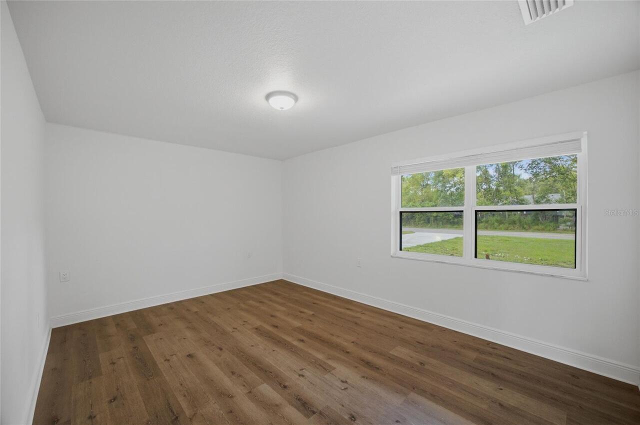 Listing Photo 26