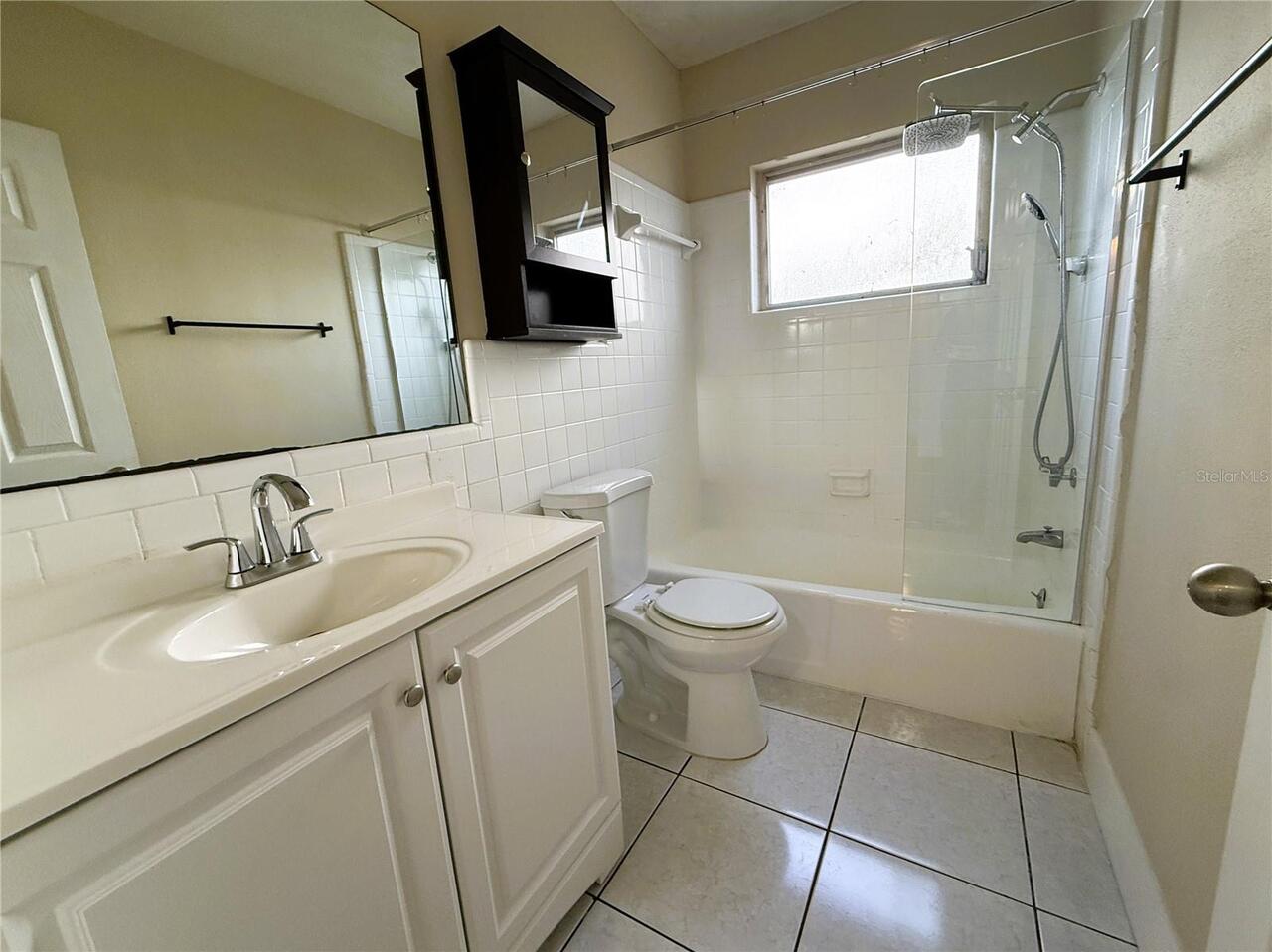 Listing Photo 9