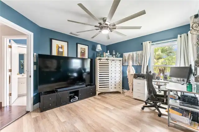 Listing Photo 21