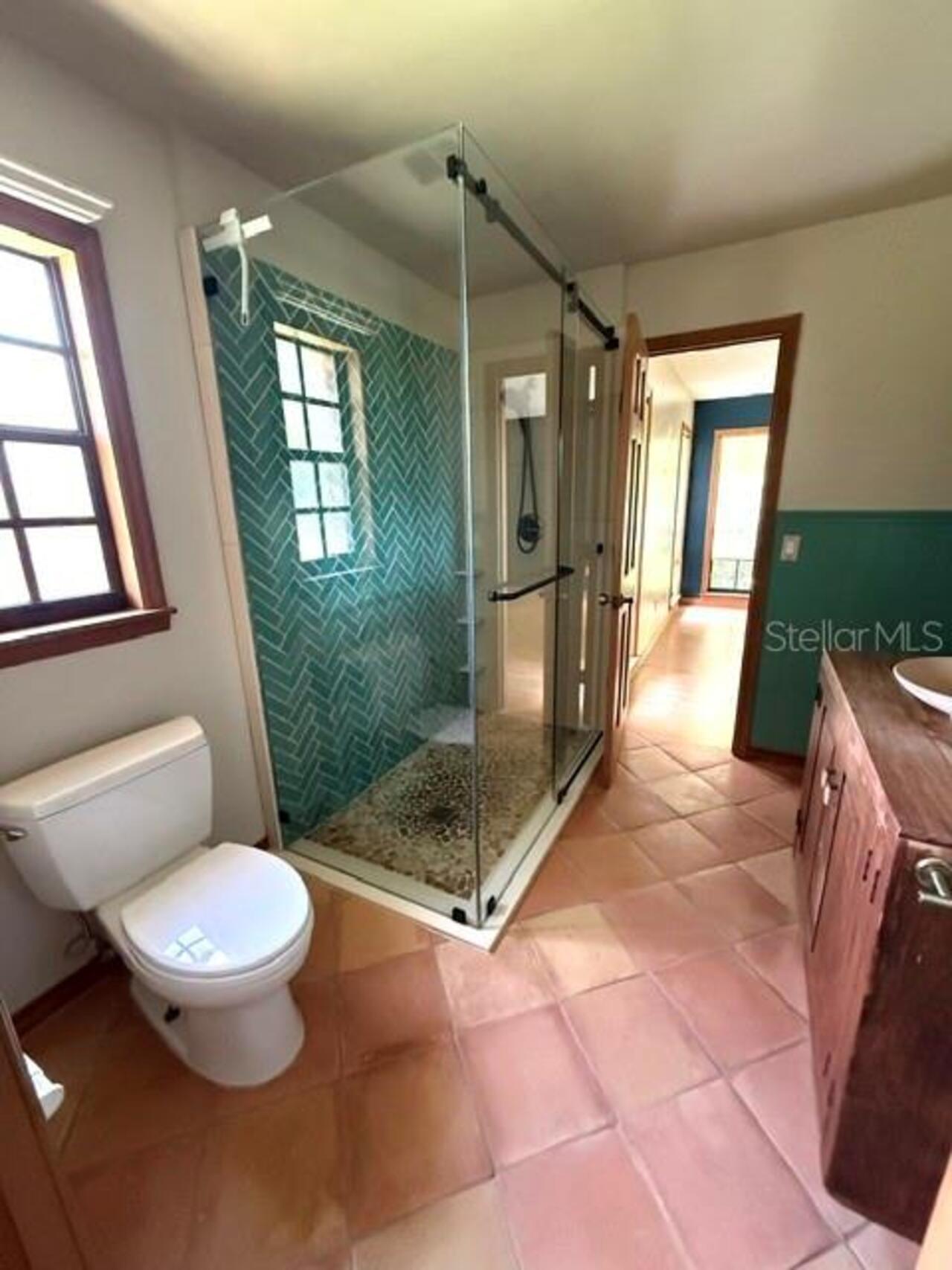 Listing Photo 17
