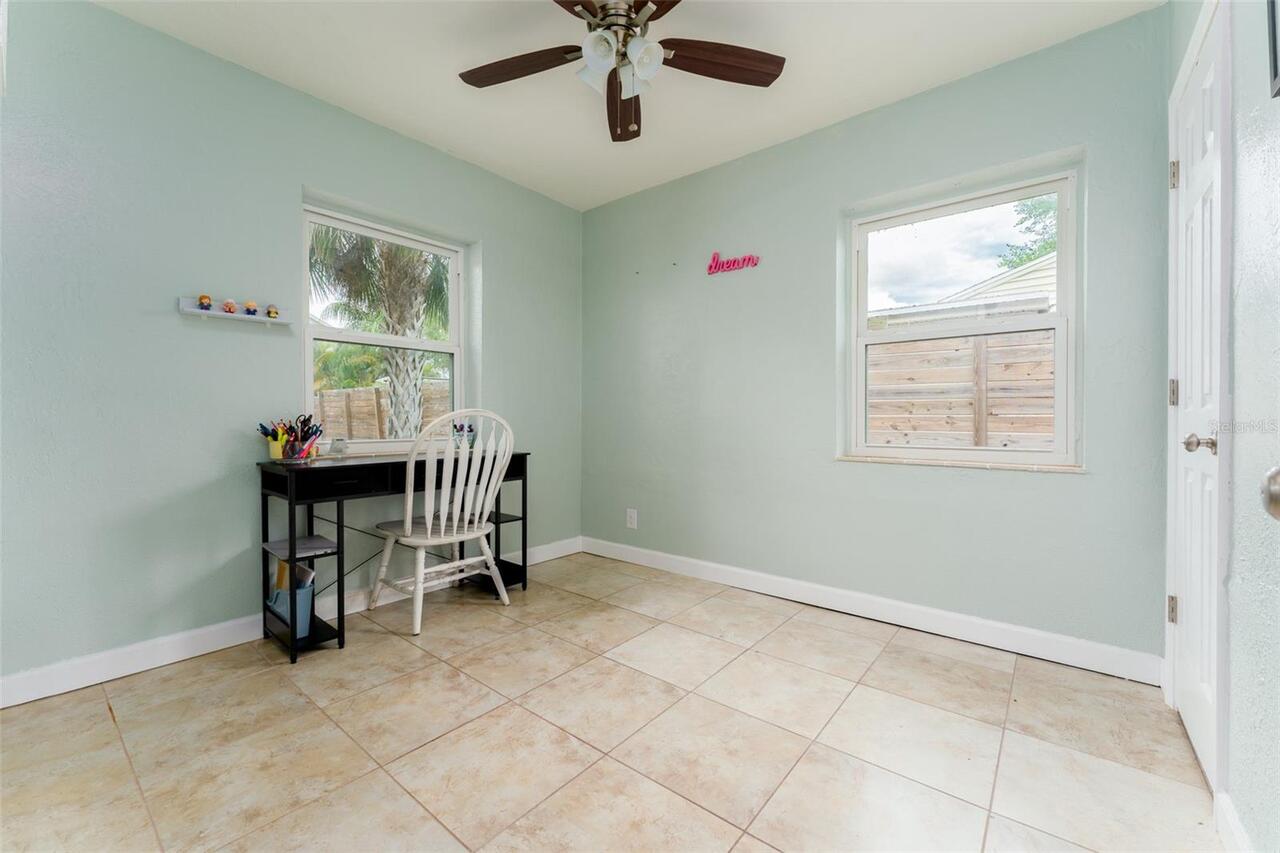 Listing Photo 15