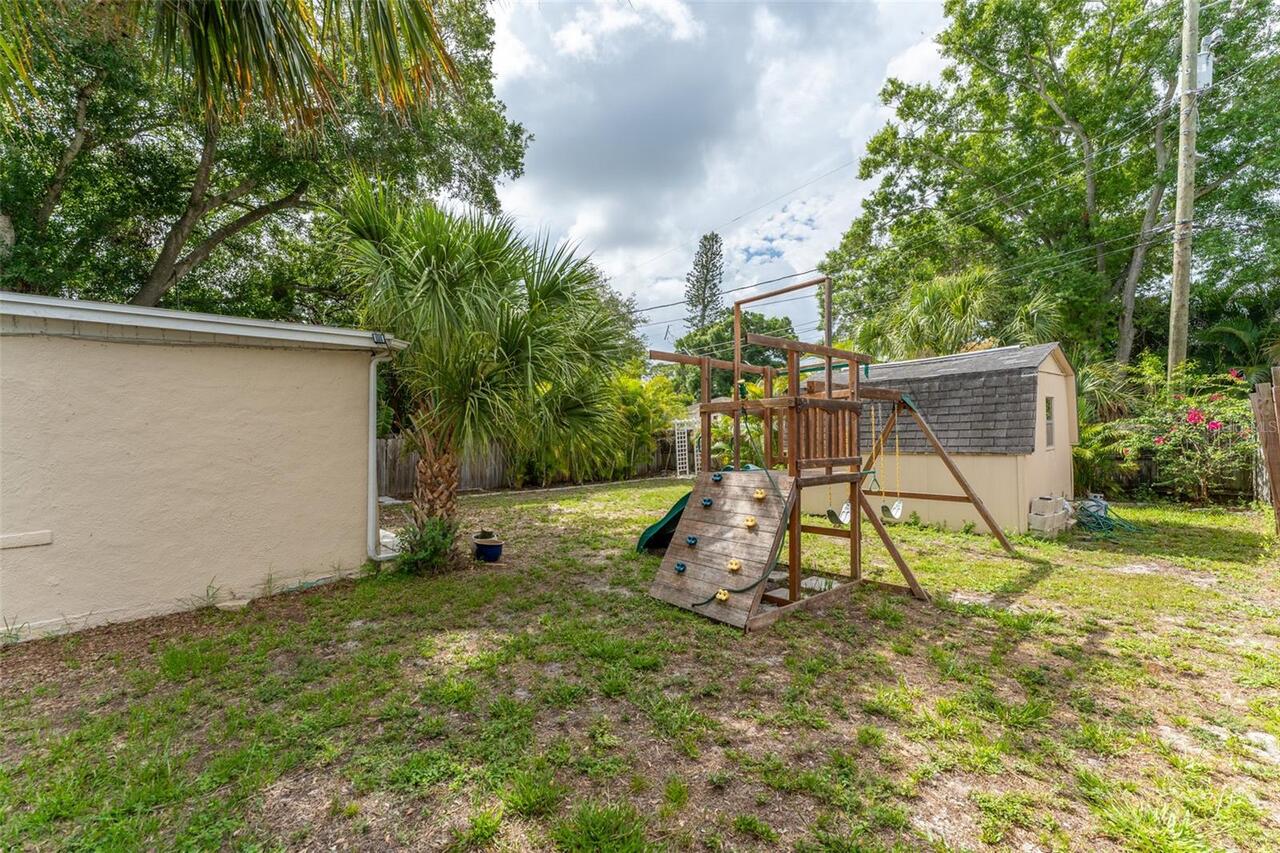 Listing Photo 24