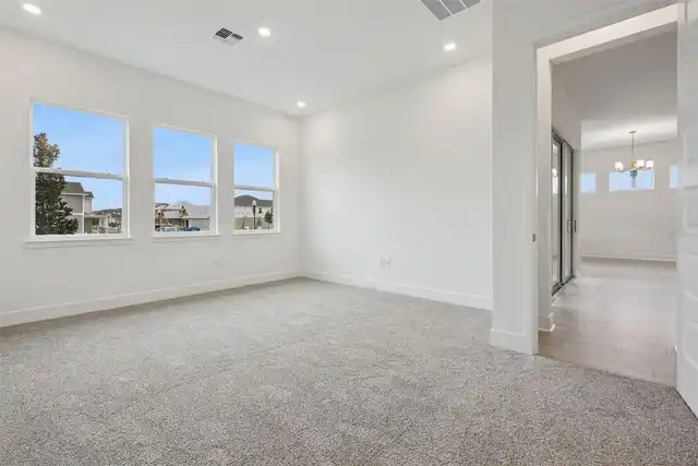 Listing Photo 22