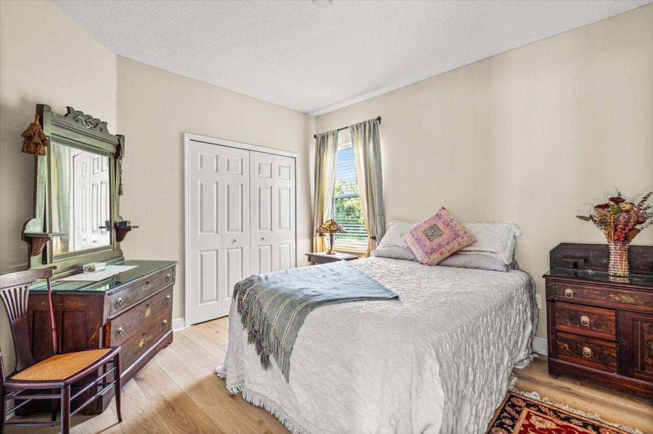 Listing Photo 23