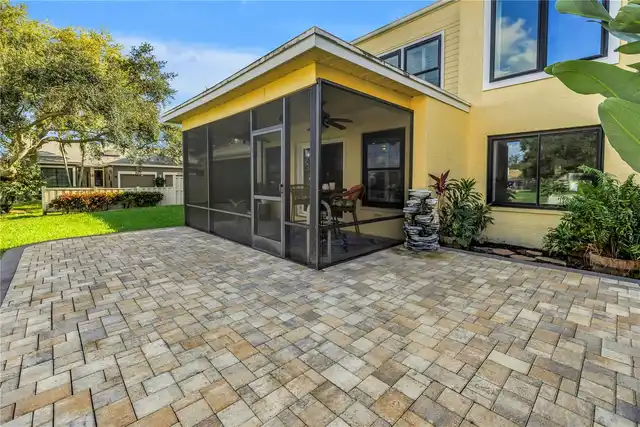 Listing Photo 15