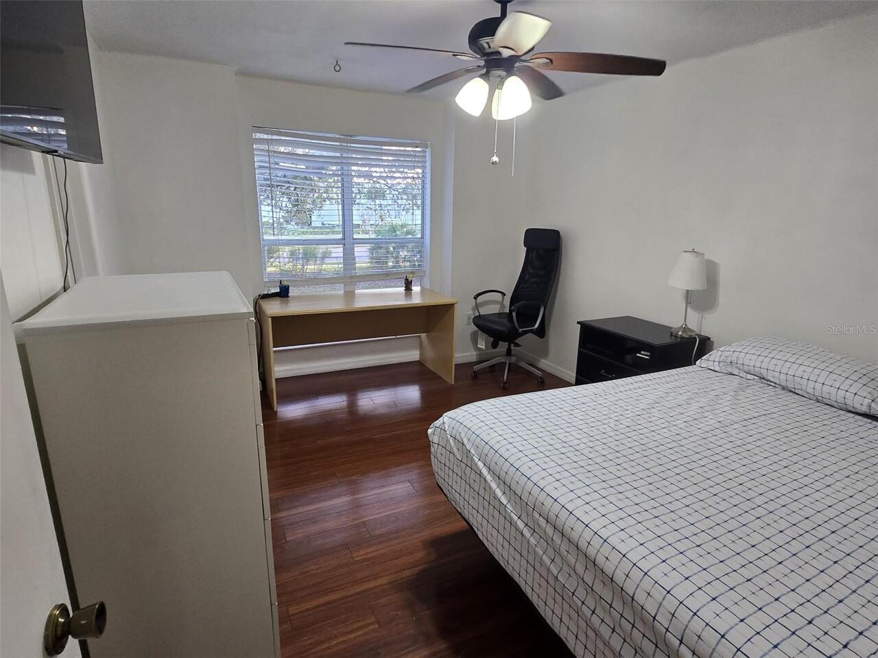 Listing Photo 15
