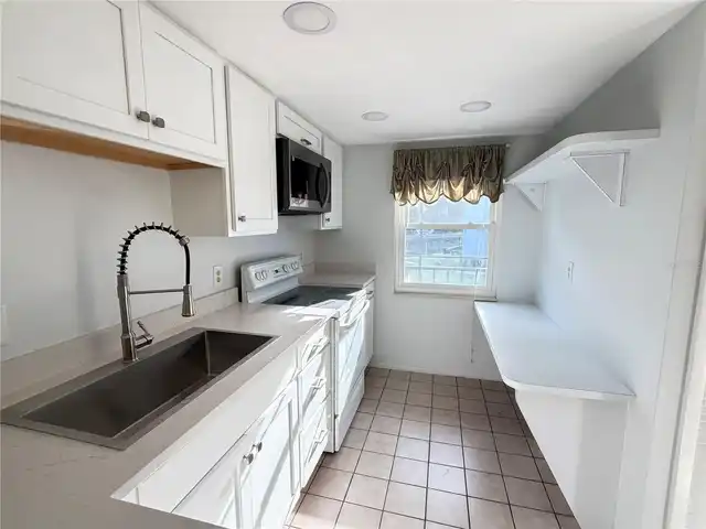 Listing Photo 34