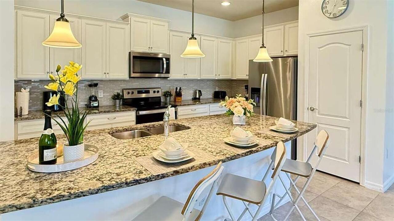 Listing Photo 11