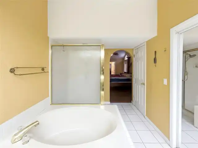 Listing Photo 16