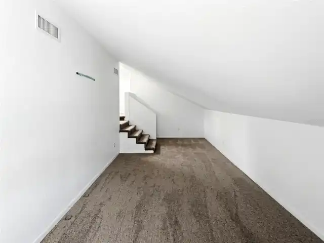 Listing Photo 24