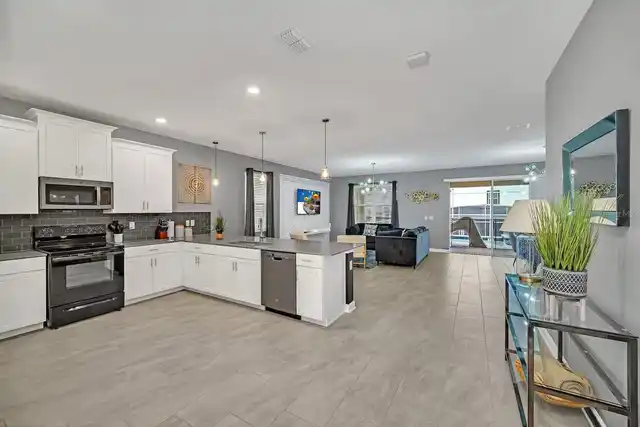 Listing Photo 15