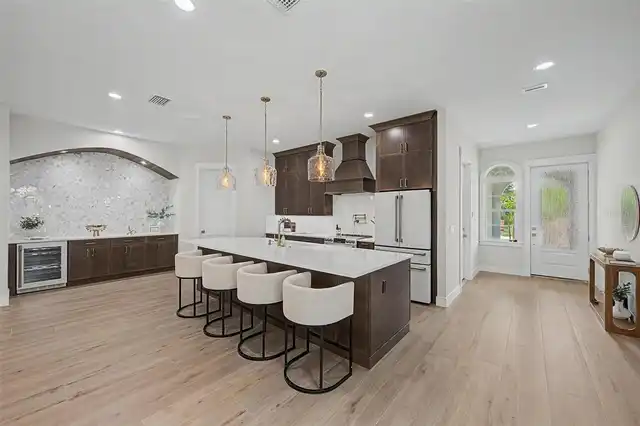 Listing Photo 19