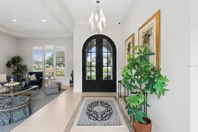 Listing Photo 8