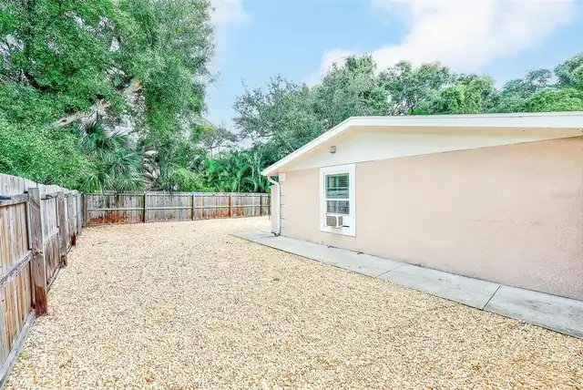 Listing Photo 32