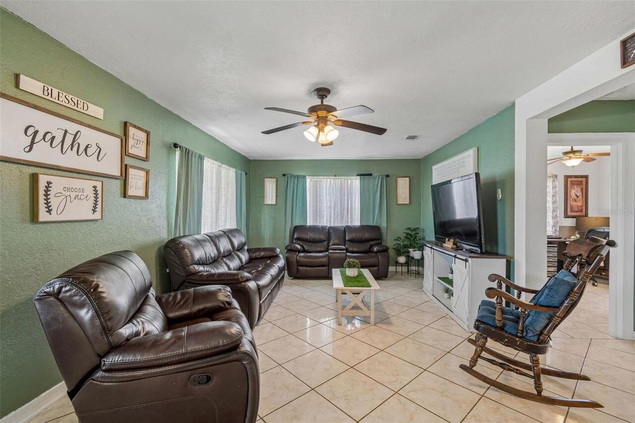 Listing Photo 7
