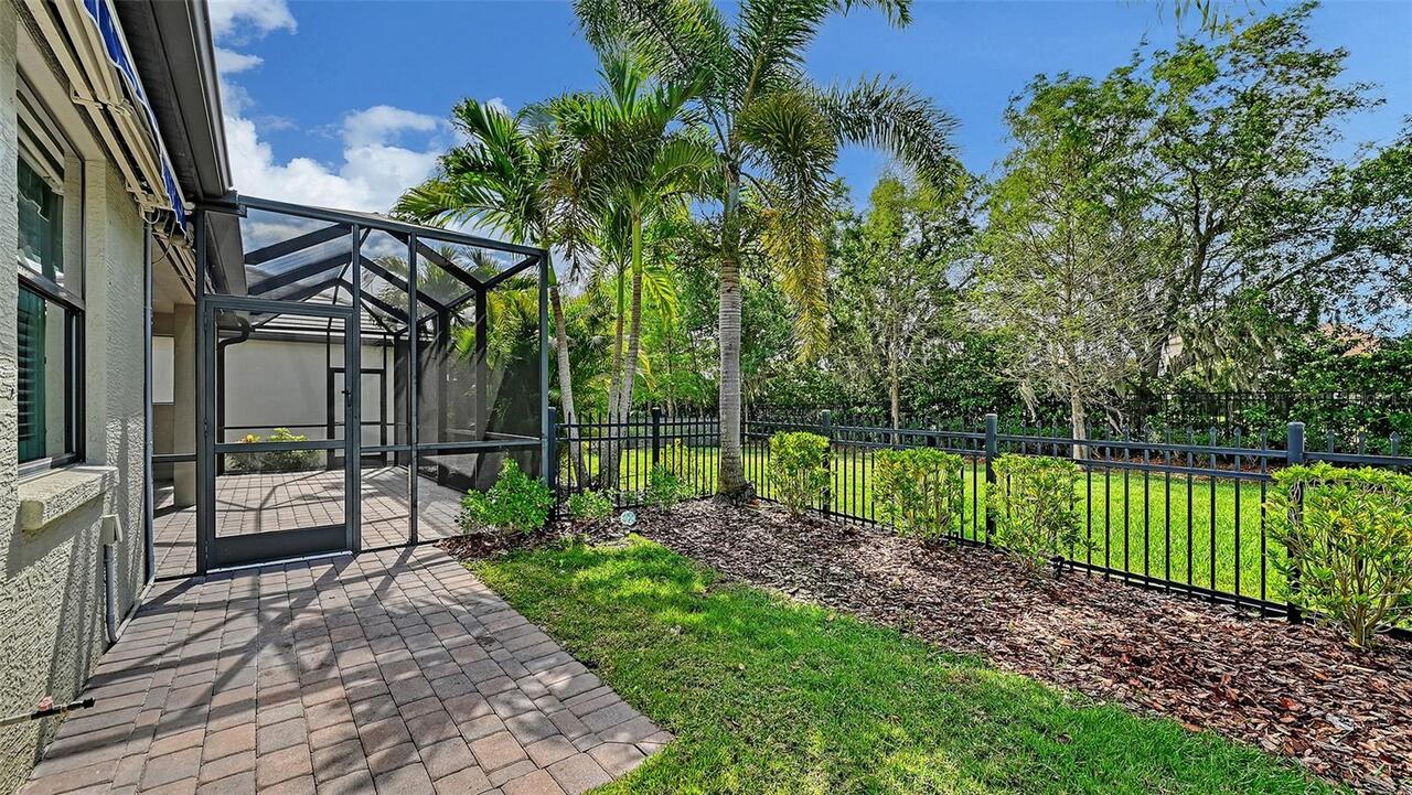 Listing Photo 43