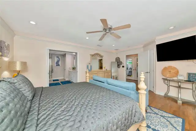 Listing Photo 22
