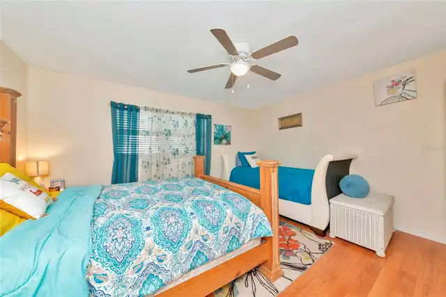 Listing Photo 35