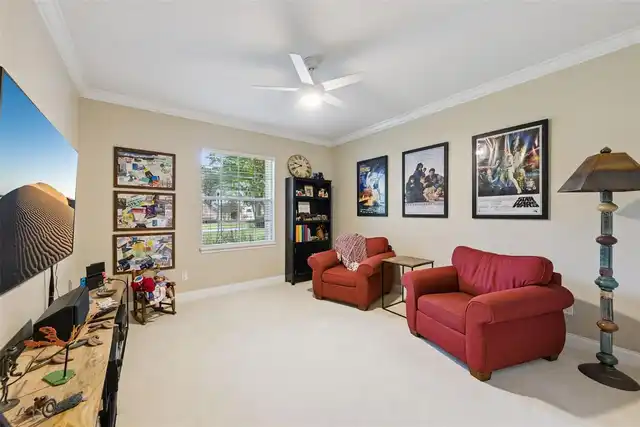 Listing Photo 22