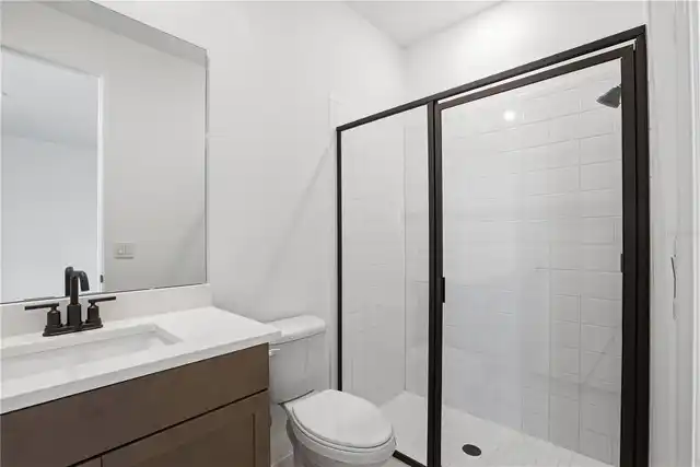 Listing Photo 14