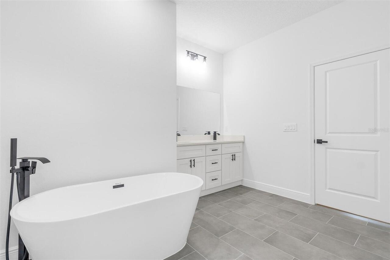 Listing Photo 29