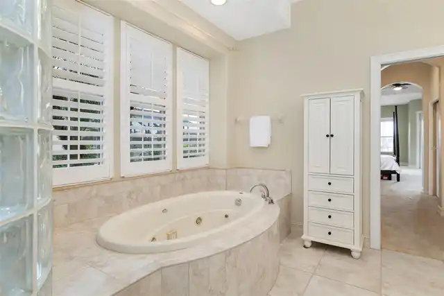 Listing Photo 35