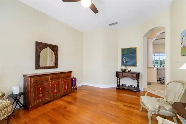 Listing Photo 38