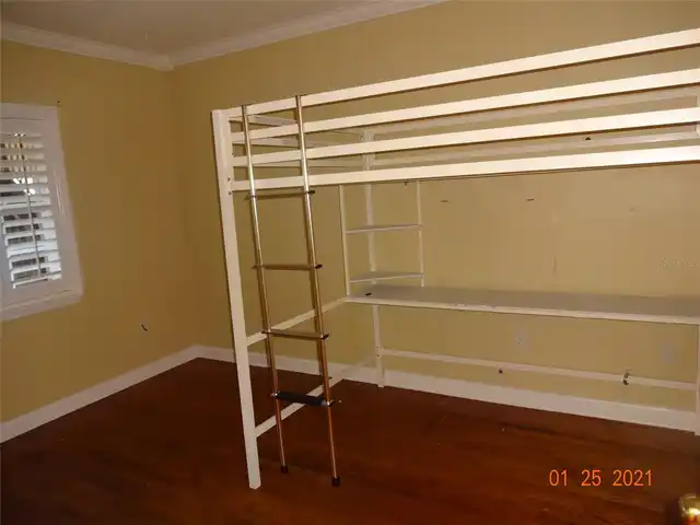Listing Photo 34