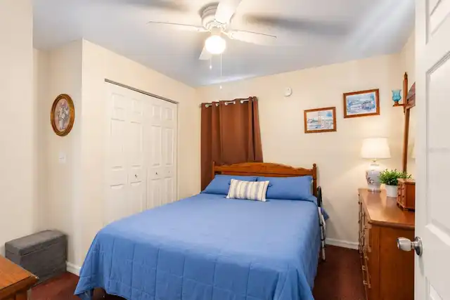 Listing Photo 12