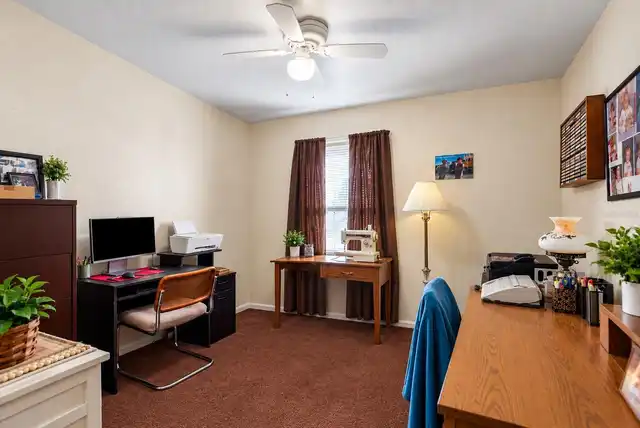 Listing Photo 14
