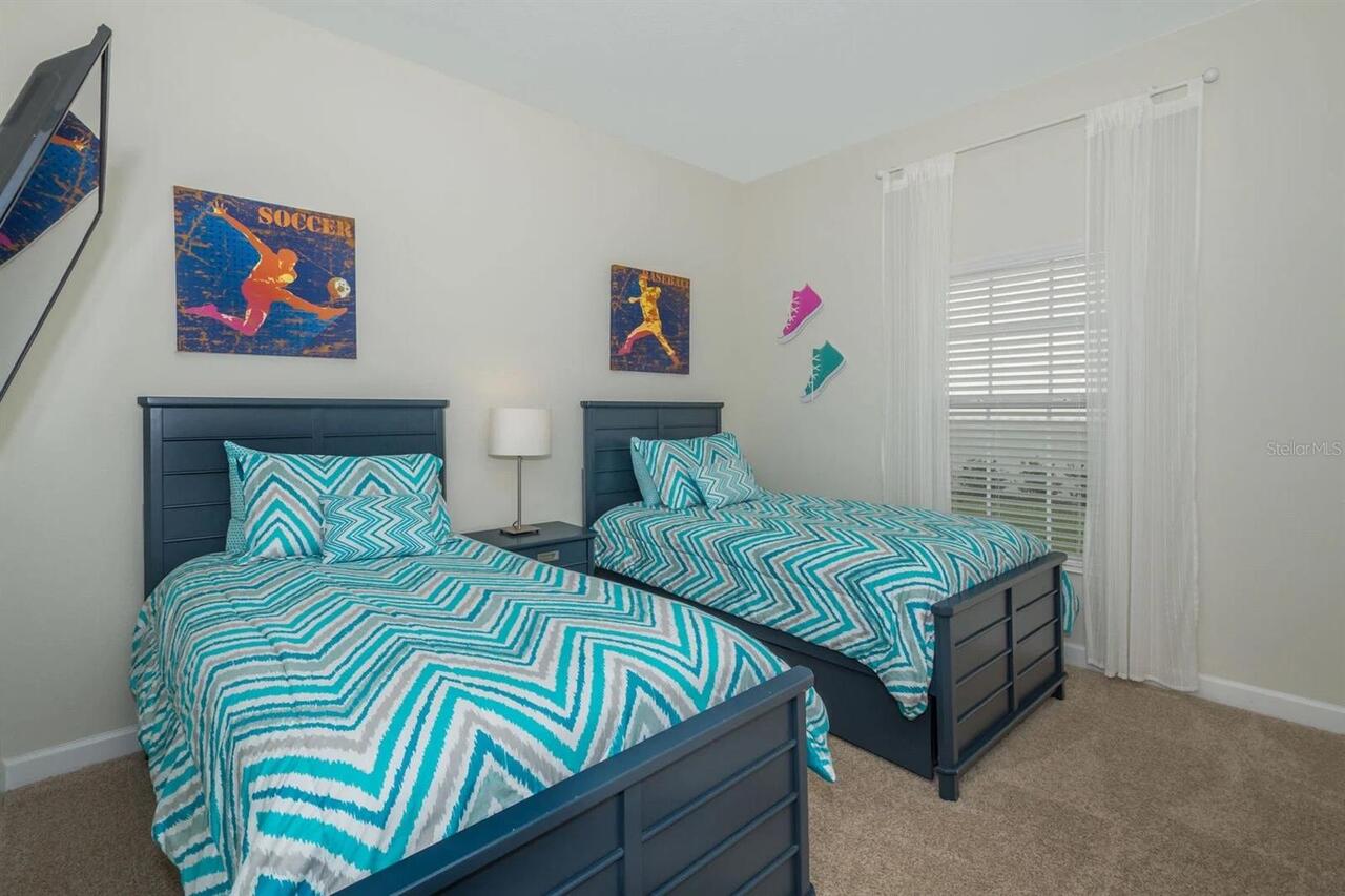 Listing Photo 9