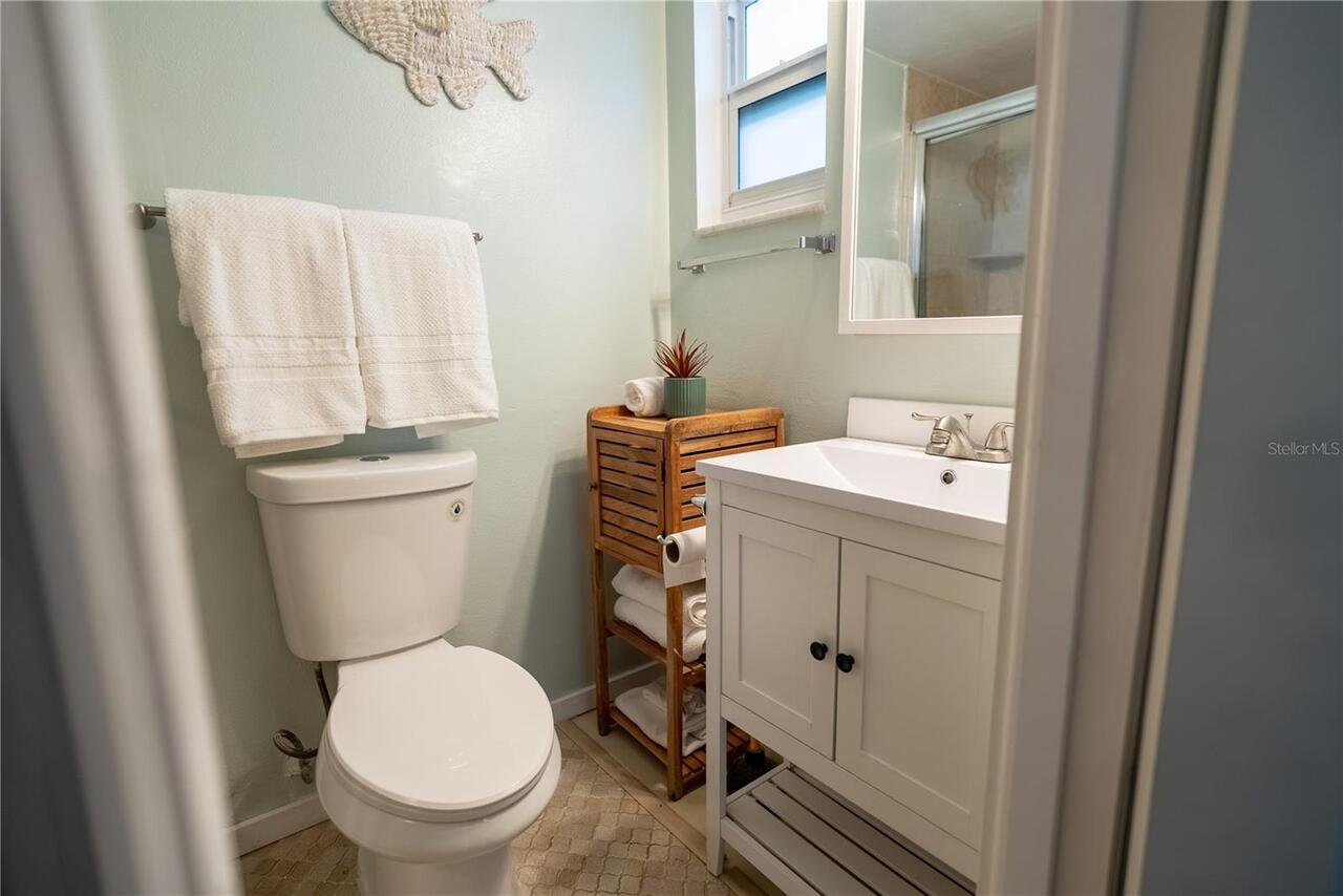 Listing Photo 12