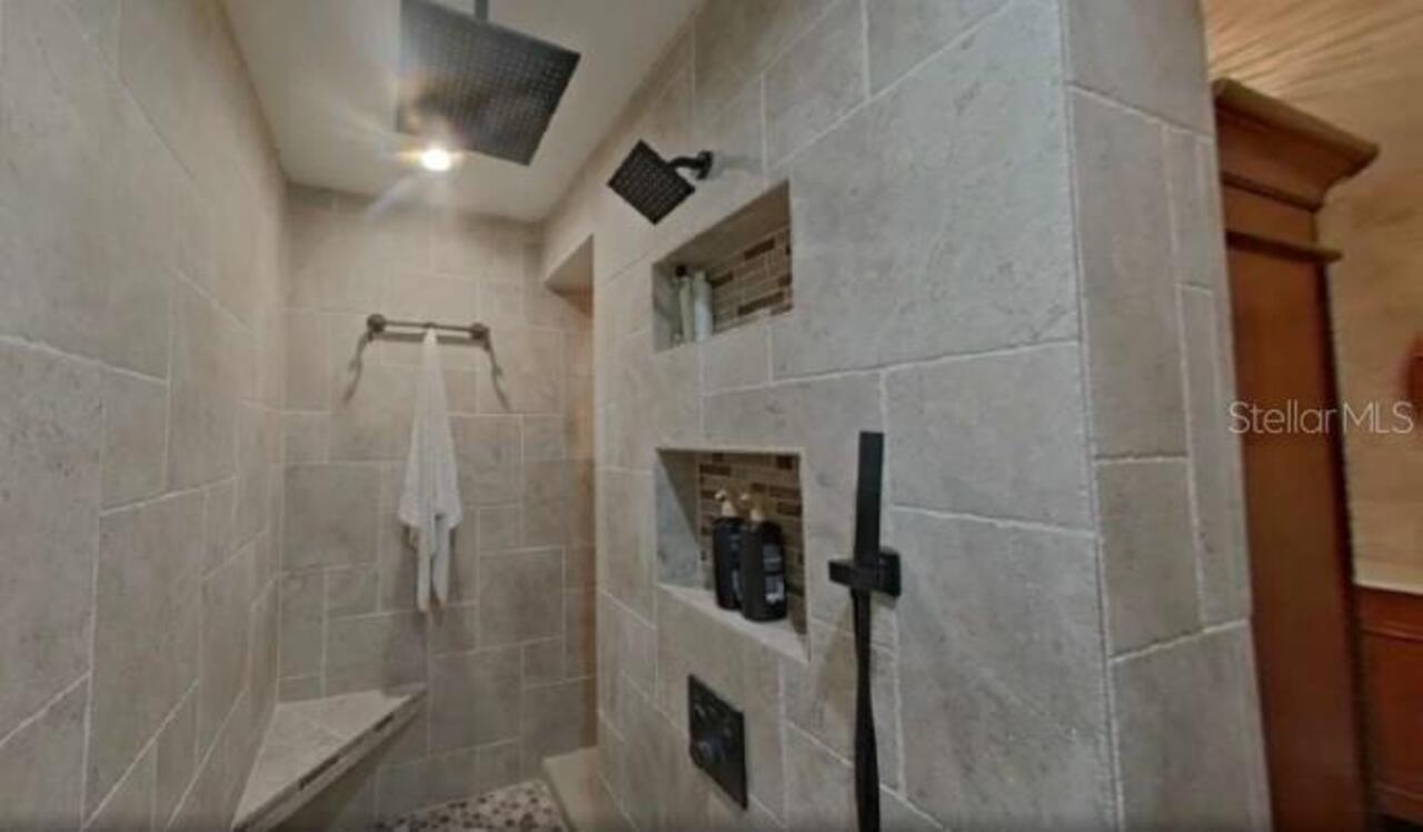 Listing Photo 33