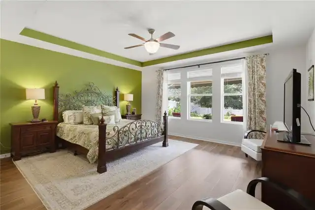 Listing Photo 18