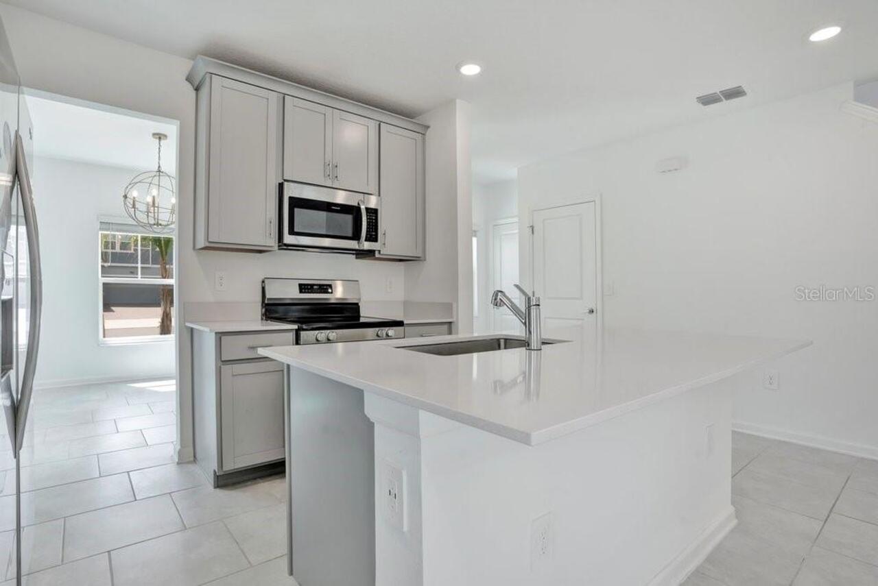 Listing Photo 10