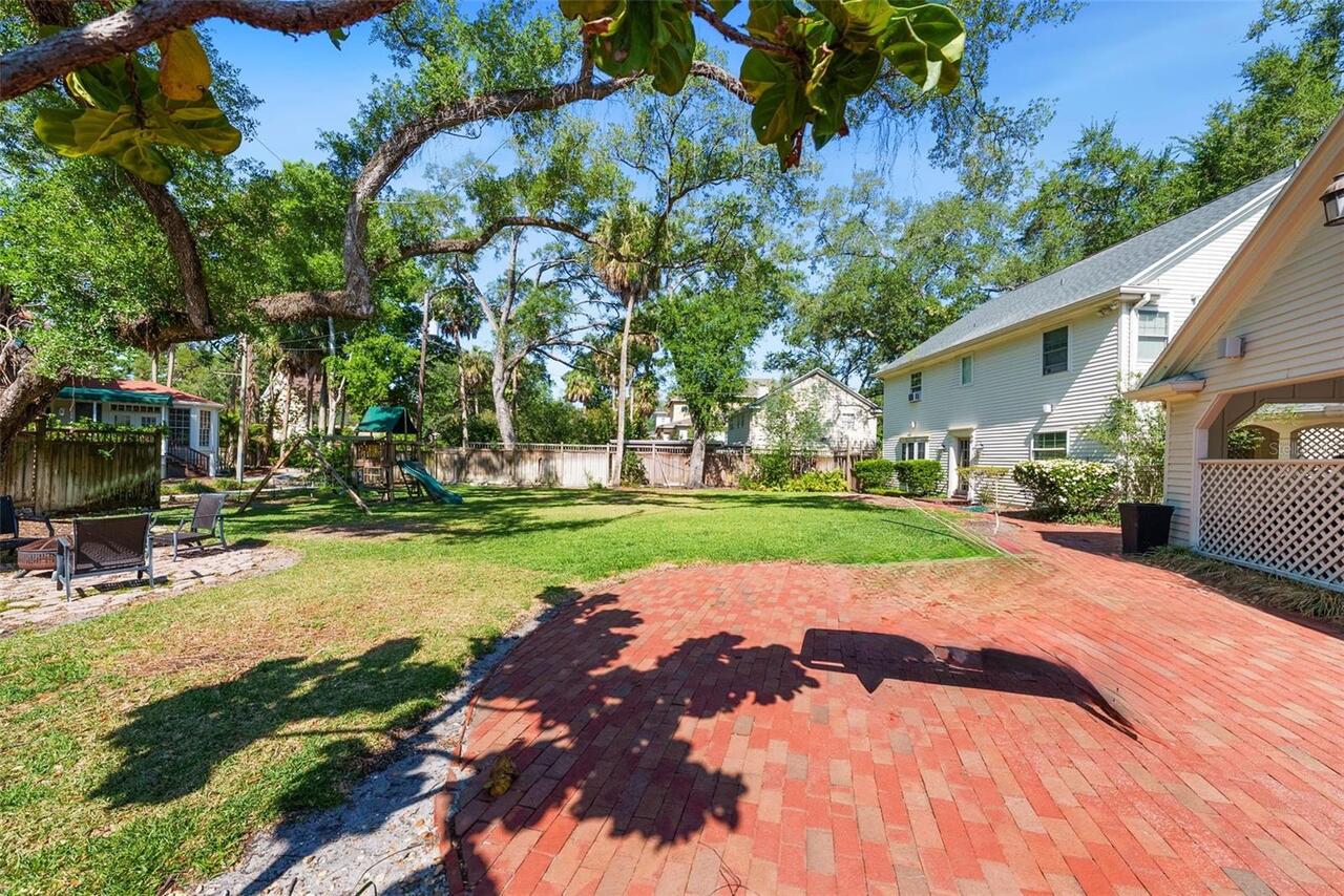 Listing Photo 6