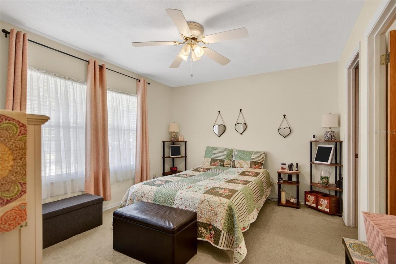 Listing Photo 9