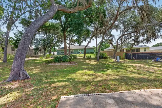 Listing Photo 20