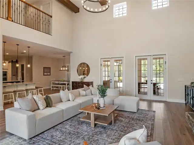 Listing Photo 8