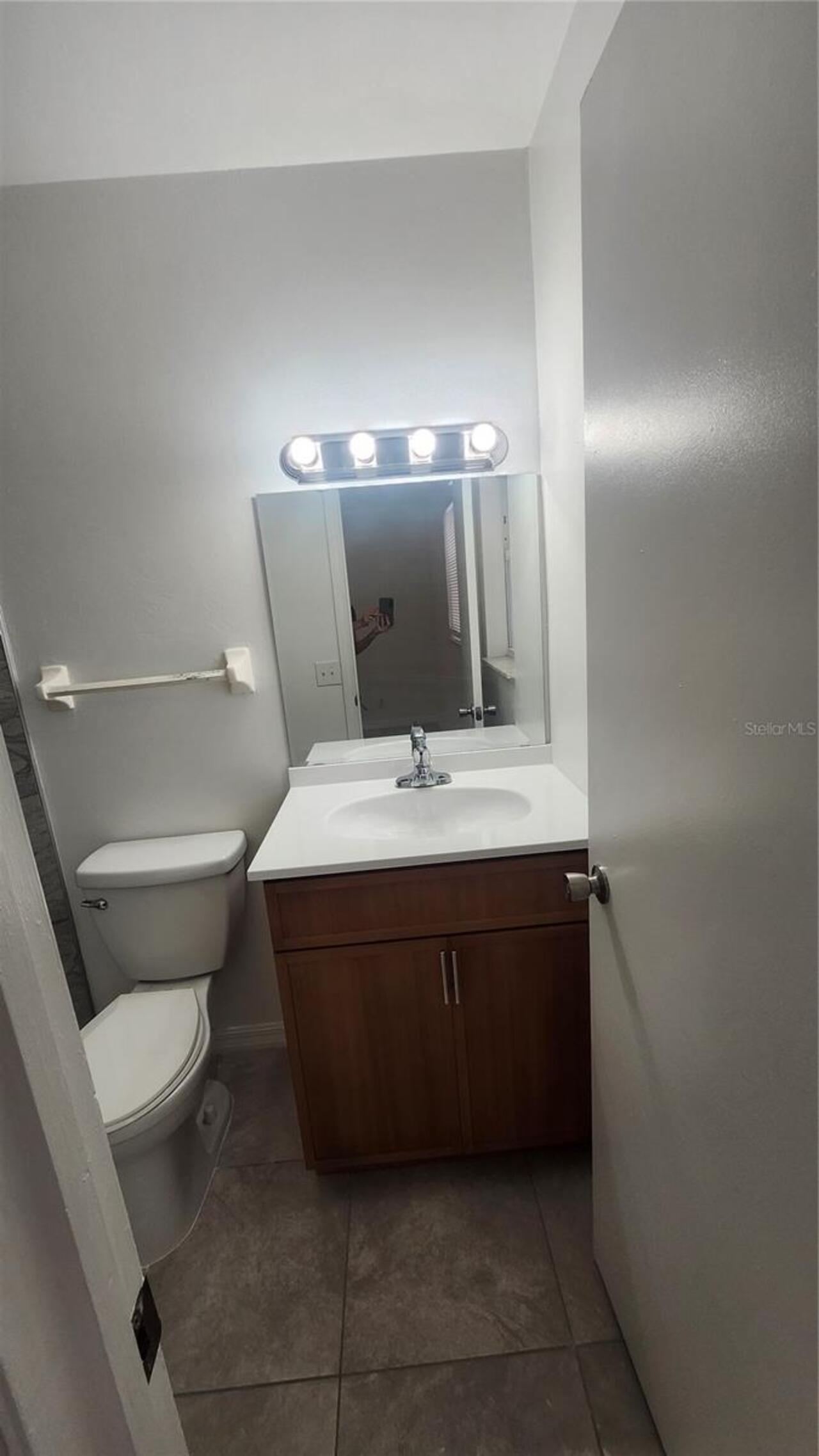 Listing Photo 8